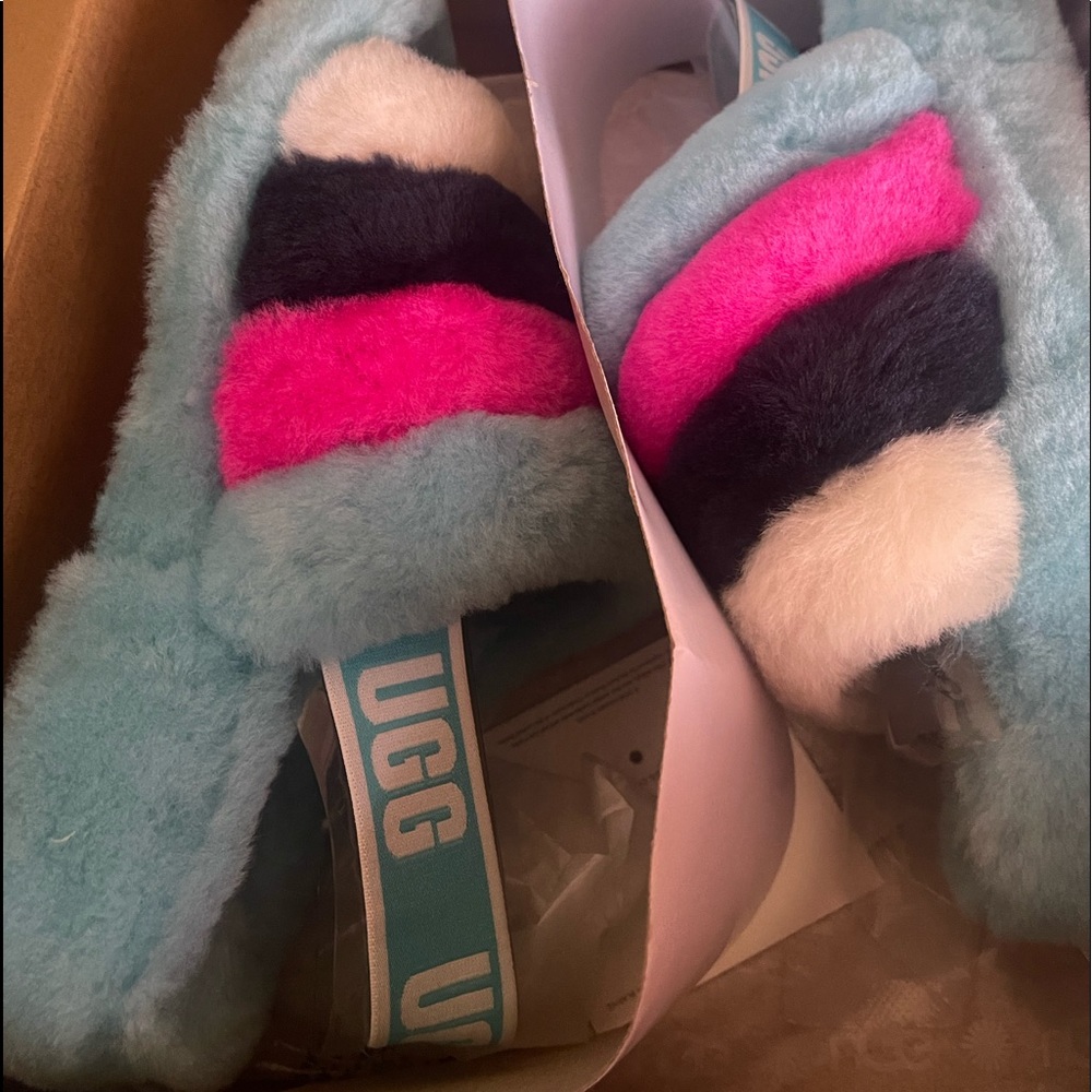 Ugg fluff yeah sandals pink blue size 9